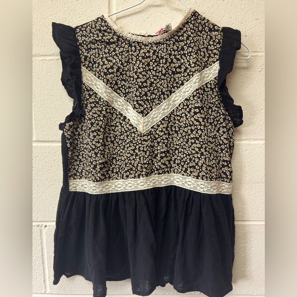 Umgee Black and Cream Floral Top